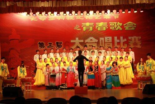 客厅的地砖显示整个家装的风格，客厅地板砖要怎么选择?游戏画面